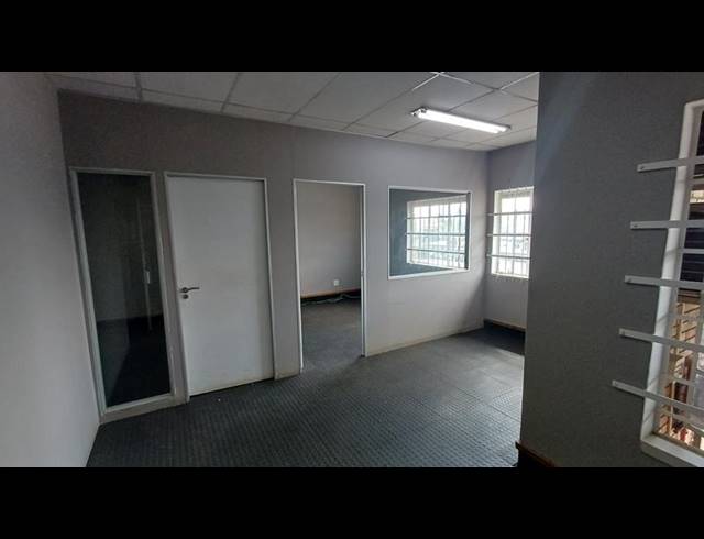 INDUSTRIAL PROPERTY TO RENT IN HENNOPSPARK